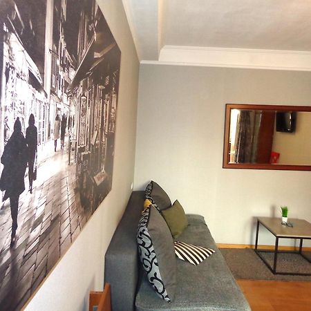 Apartment Olympyska On Velyka Vasylkyvska 45 Киев Екстериор снимка