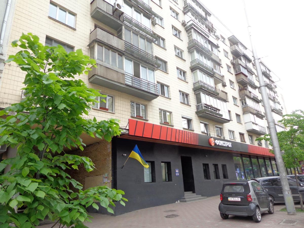 Apartment Olympyska On Velyka Vasylkyvska 45 Киев Екстериор снимка